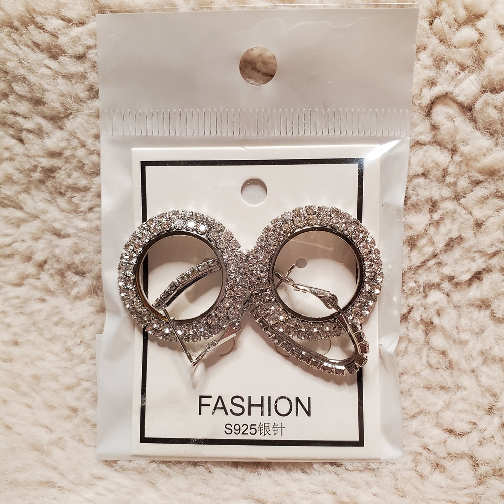 Fashion faux diamond dangling costume earrings